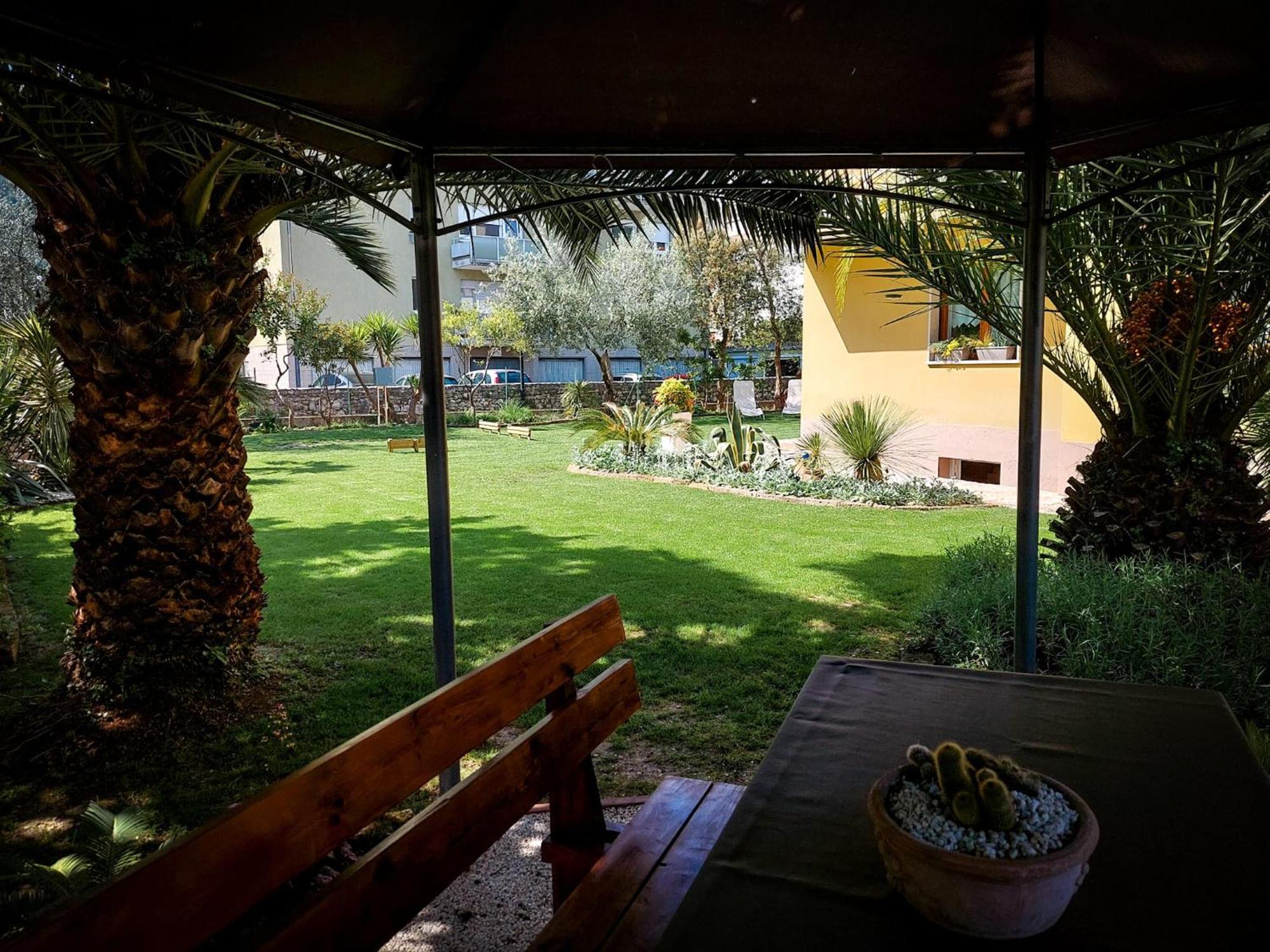 Villa Citrus Riva del Garda Kültér fotó